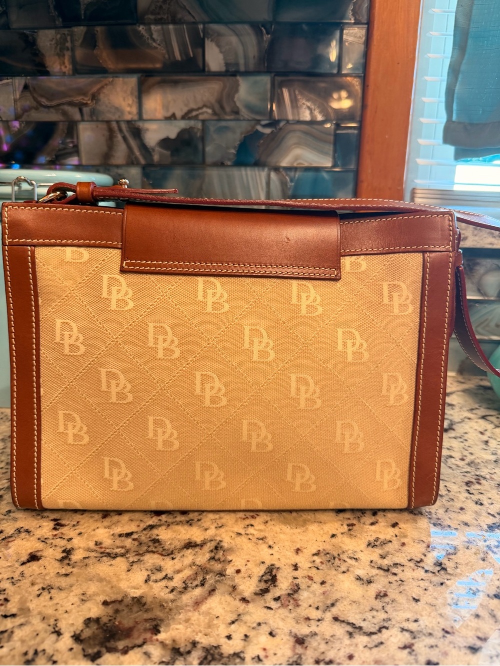 Vintage Dooney & Bourke Signature Logo Shoulder Bag - Picture 4 of 10